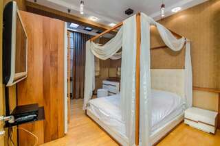 Апартаменты Cozy apartment on the Caspian Boulevard by Time Group Баку Апартаменты с 2 спальнями-1