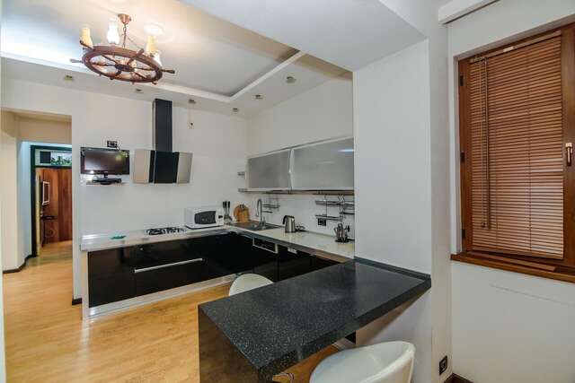 Апартаменты Cozy apartment on the Caspian Boulevard by Time Group Баку-24